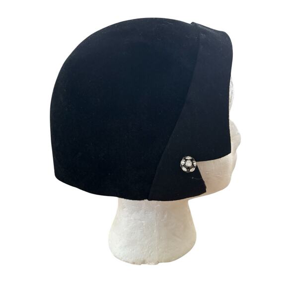 I. MAGNIN & Co Vintage Black Merriac Velour Regale Jewel Cloche Hat Flapper - Picture 3 of 8